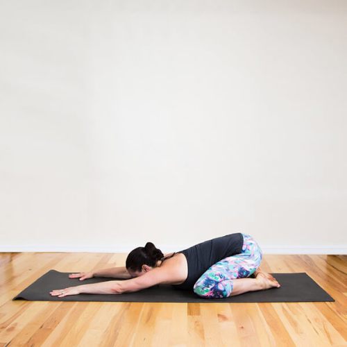 yoga chữa đau lưng