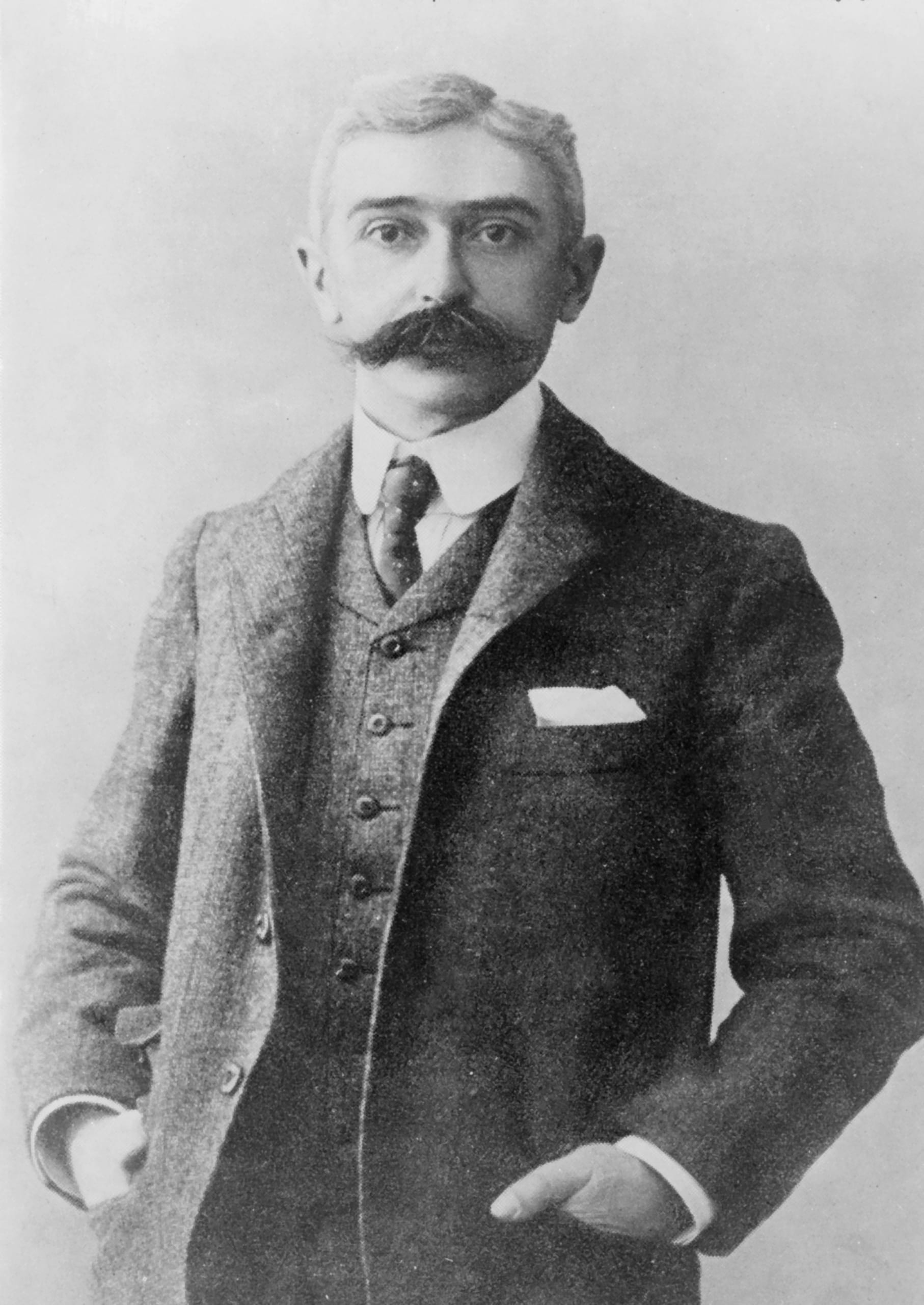 File:Baron Pierre de Coubertin.jpg - Wikipedia